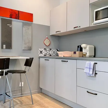 #a2 Sebastien's Calm Fully Equipped Апартаменты Гренобль